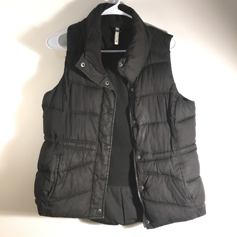 Old Navy Puffy Vest
